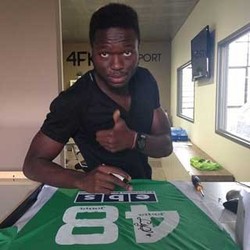 Muntari dan Bengkel Modifikasi Mobil Mewahnya