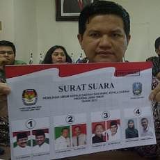 Tim Sukses Bambang-Said Ancam Walkout Jika Ikon Jempol Dihilangkan