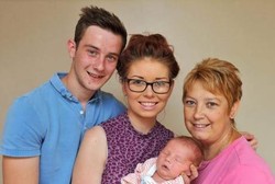 Sakit Perut, Penari Ini Melahirkan Satu Jam Setelah Tahu Ia Hamil