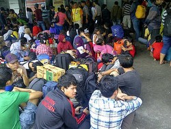 Bawa Banyak Barang, 13.200 Pemudik Berangkat dari Stasiun Senen