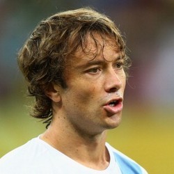 Diego Lugano Berlabuh di West Brom