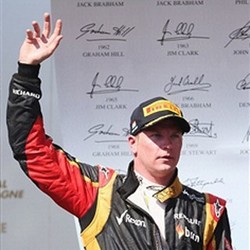 Fokus Tingkatkan Mobil, Ferrari Tolak Rumor Raikkonen