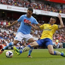 Arsenal Berimbang 2-2 Lawan Napoli