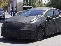 Gurun Pasir Amerika Jadi Lokasi Uji Coba Toyota Prius Terbaru