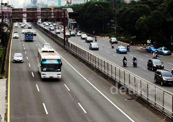 Ditinggal Mudik, Jakarta Mulai Lengang