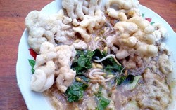 Docang dan Sate Kalong, Makanan Khas Cirebon yang Patut Dicoba (1)