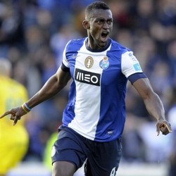 Berhasil Hindari Benitez, Pelatih Porto Yakin Martinez Bertahan