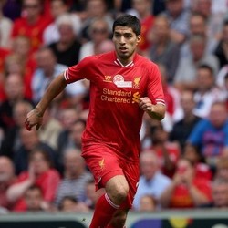 Wenger Komentar Soal Suarez dan Transfer Arsenal