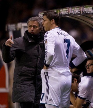 Ronaldo Enggan Balas Komentar Miring Mourinho