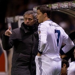 Ronaldo Enggan Balas Komentar Miring Mourinho
