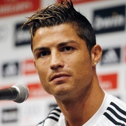 Masa Depan Ronaldo di Madrid Masih Belum Jelas