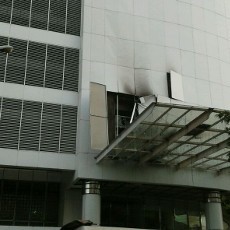 Ada Kebakaran, Kegiatan Belanja Pasaraya Grande Terhenti