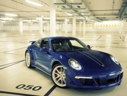 Porsche 911 Hasil Karya Fans di Facebook