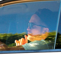 Datangi Rumah Kristen Stewart, Robert Pattinson Minta Balikan?