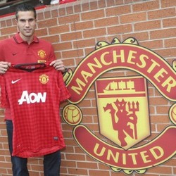 Jersey RvP Paling Laku Musim Lalu, Pemain MU Kuasai Tiga Besar
