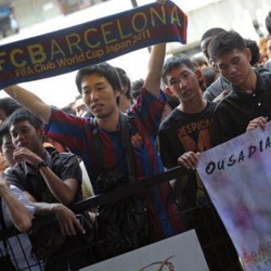 Sulitnya Fans Mendekati El Barca di Bangkok