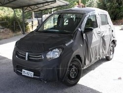 Suzuki Alto Model Anyar Kejepret Kamera