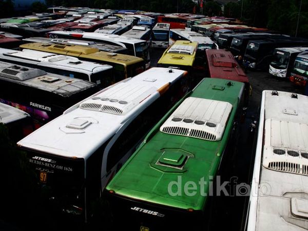 H-1 Terminal Lebak Bulus Sepi