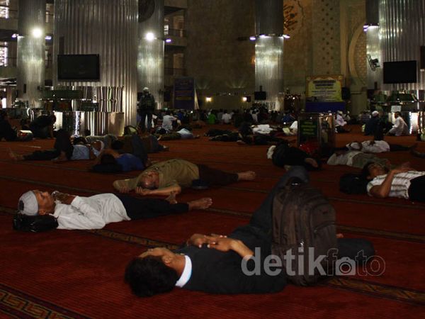 Masjid Istiqlal di Akhir Ramadan