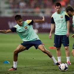 Di Bangkok, Neymar Lebih Mahal daripada Messi