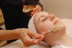 Dalam Sebulan, 100 Wanita Lakukan Facial Kotoran Burung Seharga Rp 1,8 Juta