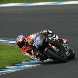 Comeback Stoner Diganggu Hujan