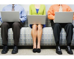 Survei: 52% Wanita Menebak Kepribadian Pria dari Sepatunya