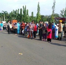 2 Anak Terpisah dengan Ibunya Saat Antre Open House SBY