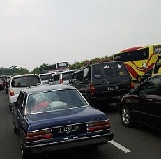 Idul Fitri, Exit Tol Cikampek Macet 4 Km