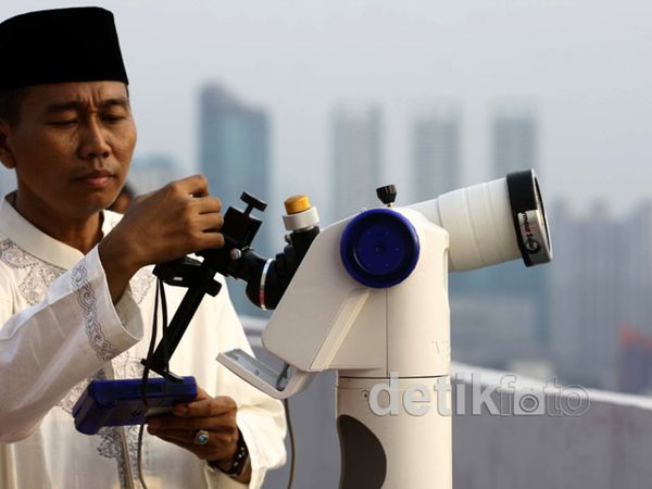 Beginilah Cara Hilal Diteropong