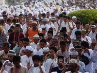 Salat Ied di Pasar Senen