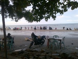 Objek Wisata Pantai Pasir Padi Babel, Didatangi Ribuan Wisatawan