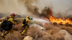 1.800 Orang Mengungsi Akibat Kebakaran di Pegunungan California
