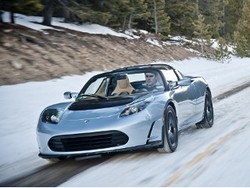 Pendapatan Naik, Produsen Mobil Listrik Ini Bikin Kaget