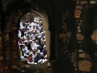 Umat Muslim India Baru Berlebaran
