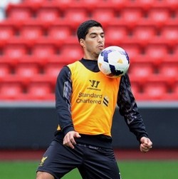 Bos Liverpool: Suarez Tidak Dijual