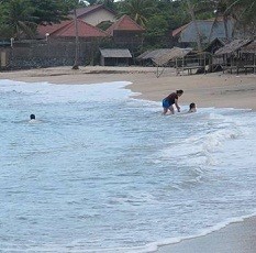 Wisata ke Anyer, Antrean Exit Tol Cilegon Barat 1 KM