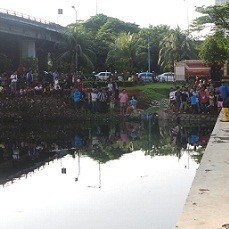 Tak Bisa Berenang, Rian Tenggelam di Kali Ancol
