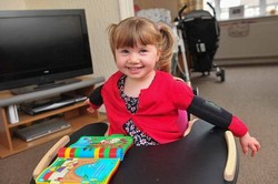 Gangguang Pertumbuhan, Bocah 3 Tahun Cuma Bisa Bicara Lewat Tatapan Mata