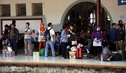 18 Ribu Penumpang akan Turun di Stasiun Senen Hari Ini
