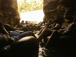 Libur Lebaran yang Mendebarkan di Sungai Bawah Tanah Gua Pindul