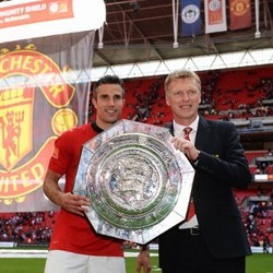 Trofi Pertama untuk David Moyes