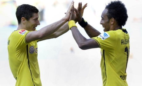 Aubameyang Langsung Hat-trick, Dortmund Sikat Augsburg 4-0