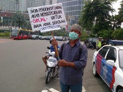 Dapat Bantuan dari Dikbud, Dwi Penjual Ginjal di HI akan Pulang Besok