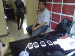 Jual Ponsel Samsung Palsu, WNA Asal China Ditangkap Polisi 