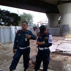 Tinjau Lapangan, Bos KAI Siap Perluas Stasiun Tanah Abang