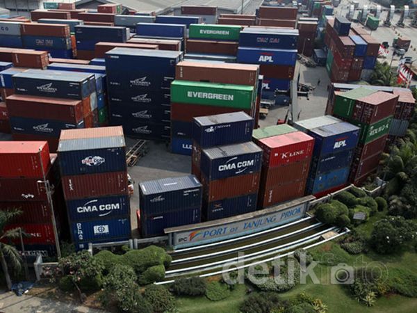 Tumpukan Kontainer di Priok Sudah Berkurang 50%