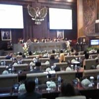 Paparan Visi Misi Calon Gubernur di DPRD Jatim Dijaga Ketat