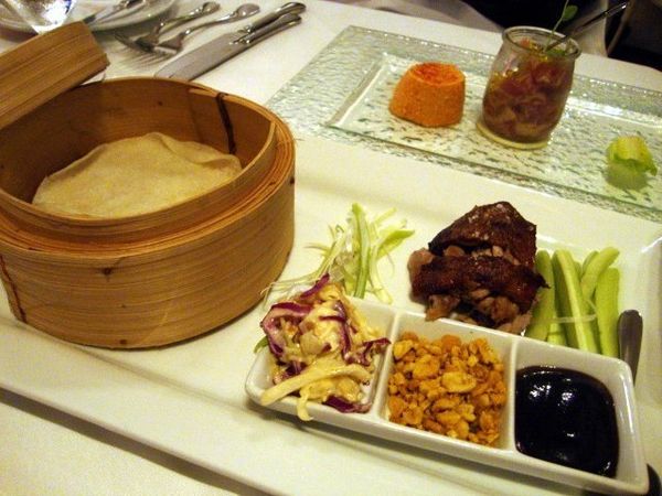 Makan Mewah di Restoran Top Selandia Baru Milik Chef Simon Gault