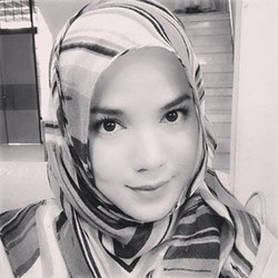 Cantiknya Alice Norin Berhijab